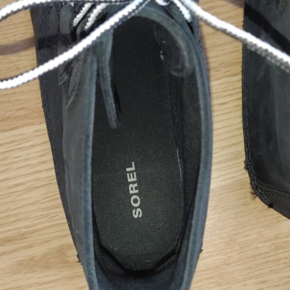 Women's Sorel Out & About Leather Boots - Picture 7 of 9